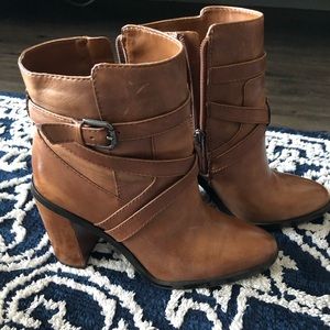 Vince Camuto Booties